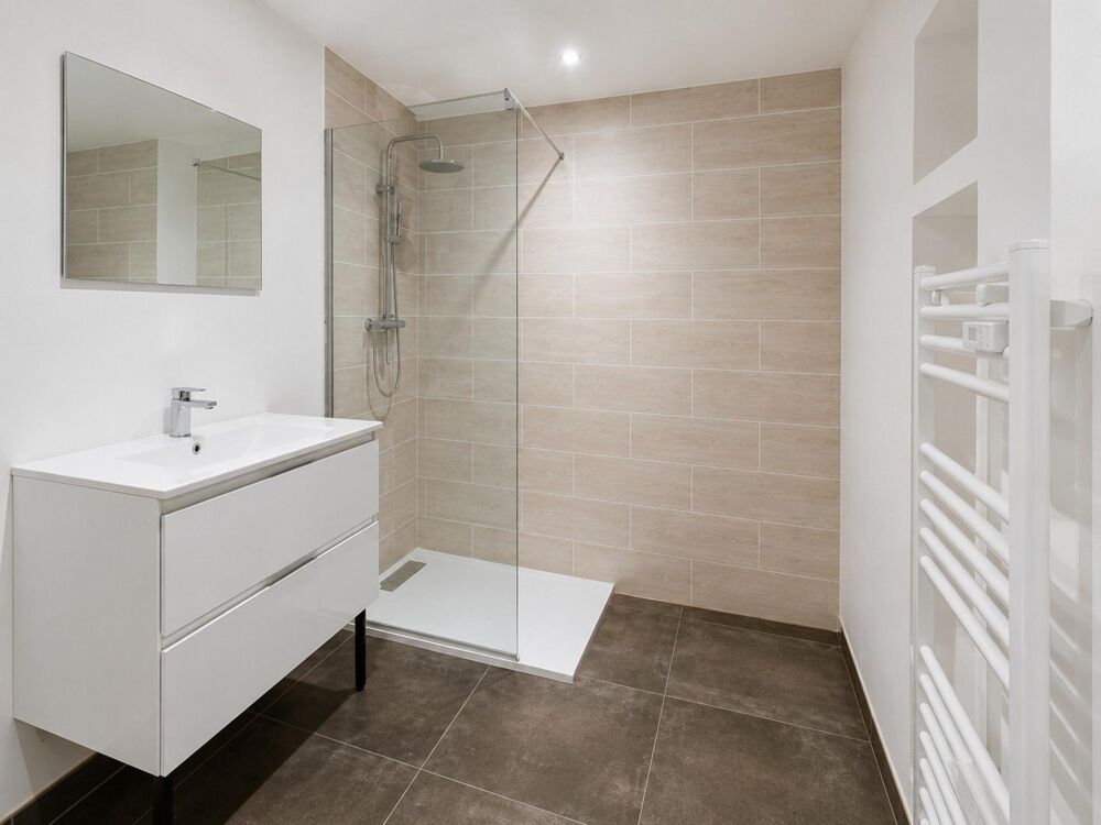 Vente Appartement Appartement rénové avec goût – 80 m² – Aucun travaux à prévoir – Centre de Mondragon Mondragon