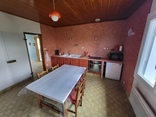 Maison à louer 6 pièces 146 m²