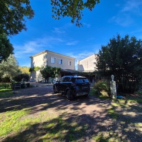   maison  tage de 130 m2 et 60m2 de vranda sur un joli terrain arbor de 1006 m2 avec une dpendance habitable Maison - 5 pice(s) - 130 m