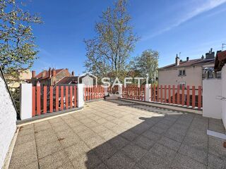  Immeuble � vendre 166 m�