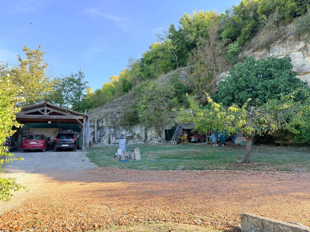 Belle propriété d'environ 195 m2 à Dompierre sur Charente, entre Saintes et Cognac