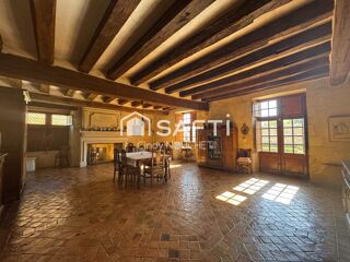  Propriété/château à vendre 9 pièces 318 m²