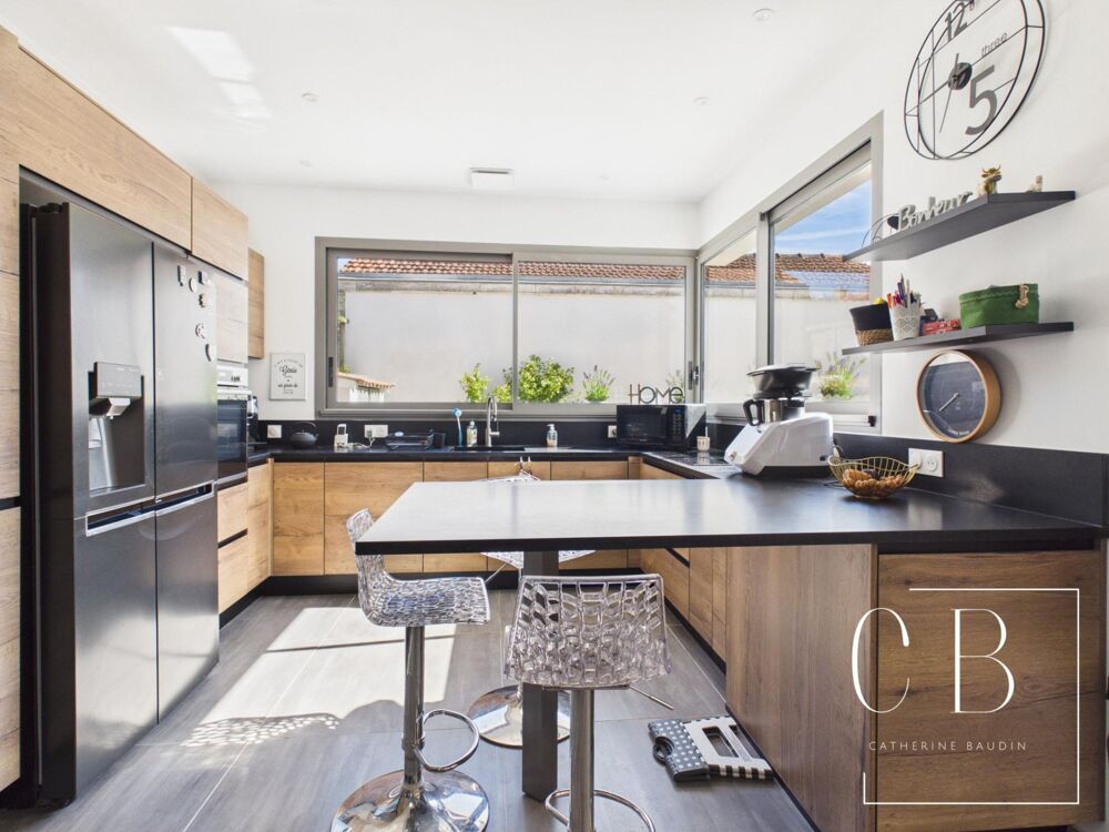 Vente Maison Maison Familiale avec garage et piscine La Rochelle La rochelle