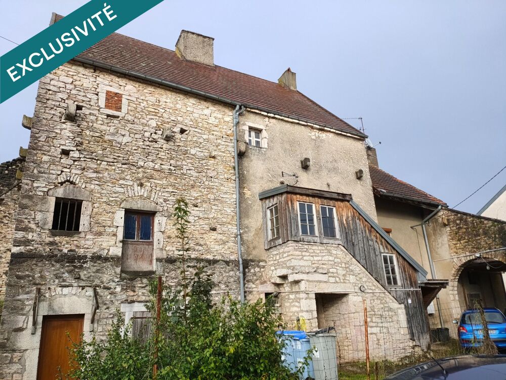 Vente Maison Maison en pierre de caractère à rénover – Centre-ville de DAMPARIS ( JURA ) Damparis