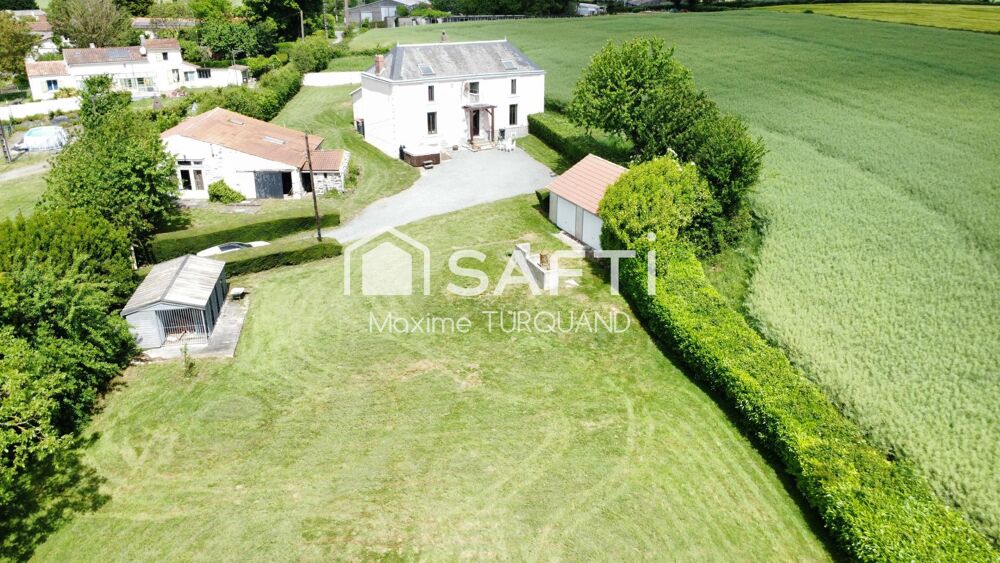 Maison de Maître, 193m², 4 chambres + gîte à rénover, 4000m² de terrain.