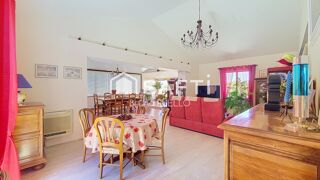  Maison à vendre 10 pièces 327 m²