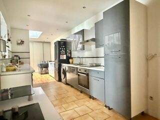  Maison � vendre 9 pi�ces 315 m�