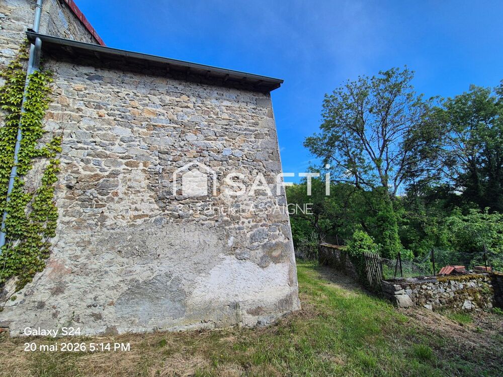 Maison à rénover avec beau potentiel