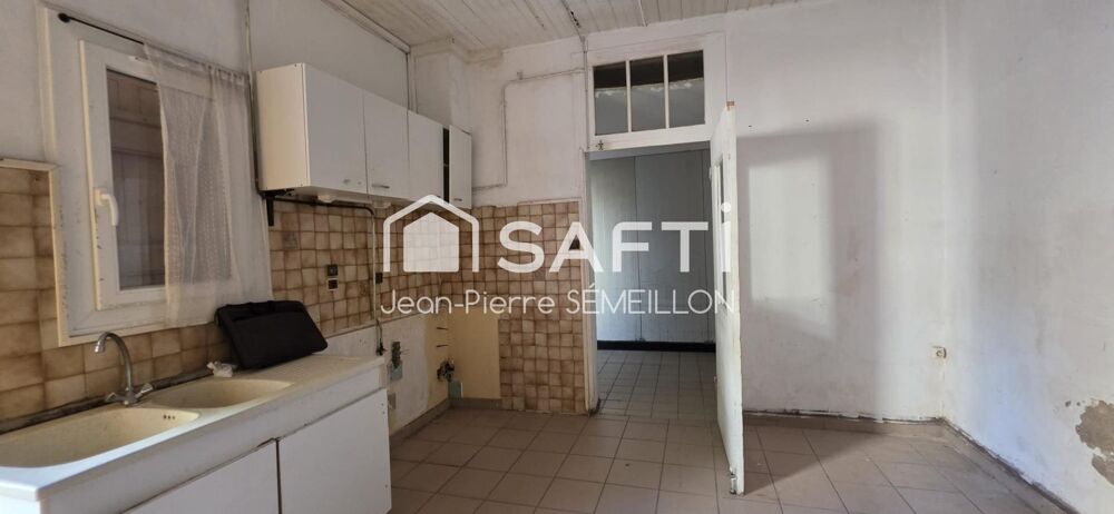Vente Immeuble Immeuble mixte 203 m² avec cour 92 m² et parking Agen