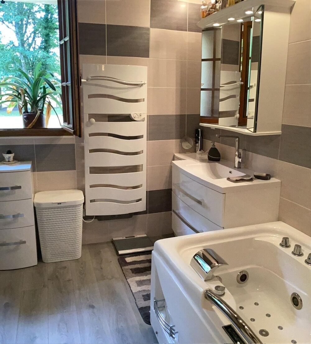 Vente Maison Magnifique maison périgourdine avec sa grande parcelle de bois et étang Echourgnac
