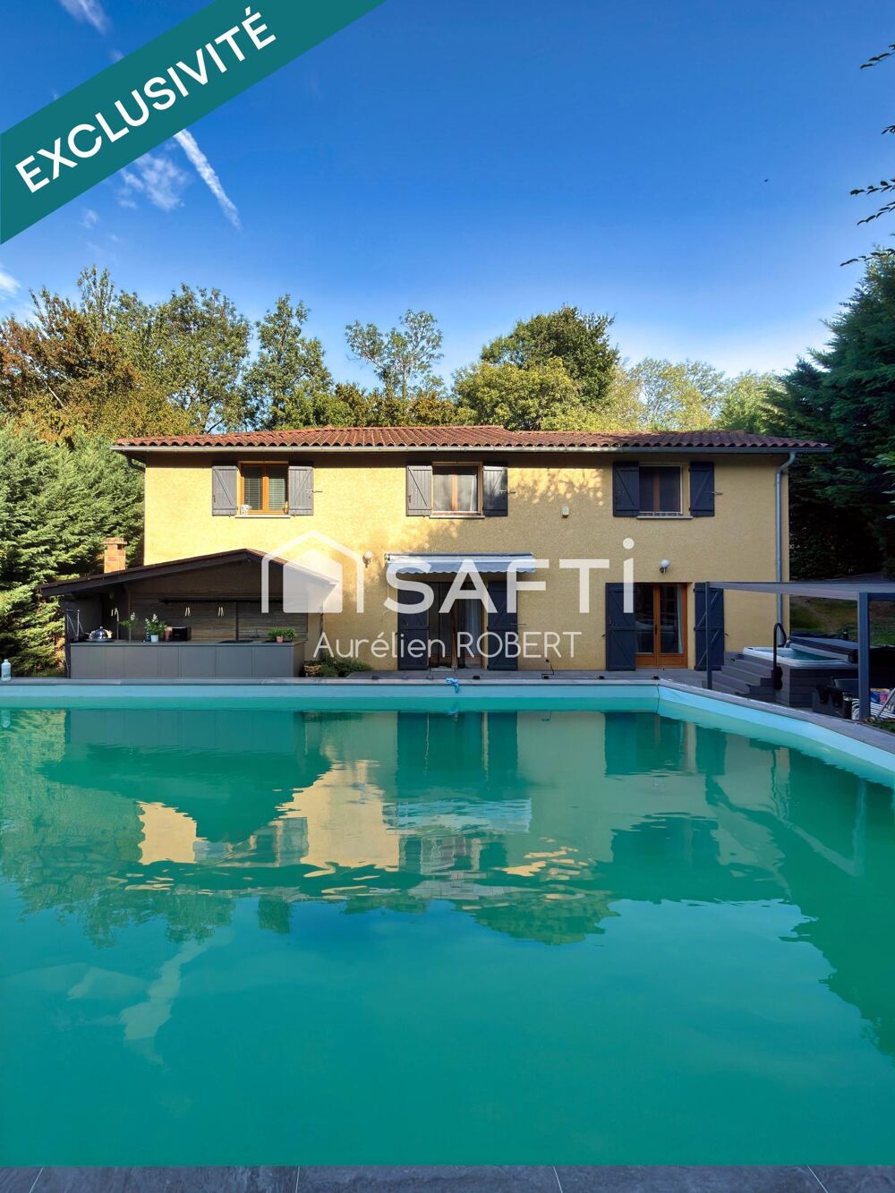 belle maison avec piscine sans vis à vis
