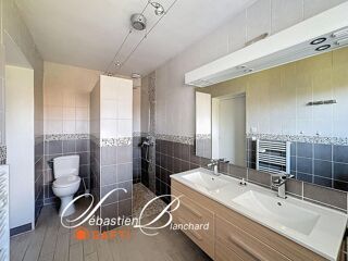  Maison à vendre 7 pièces 263 m²