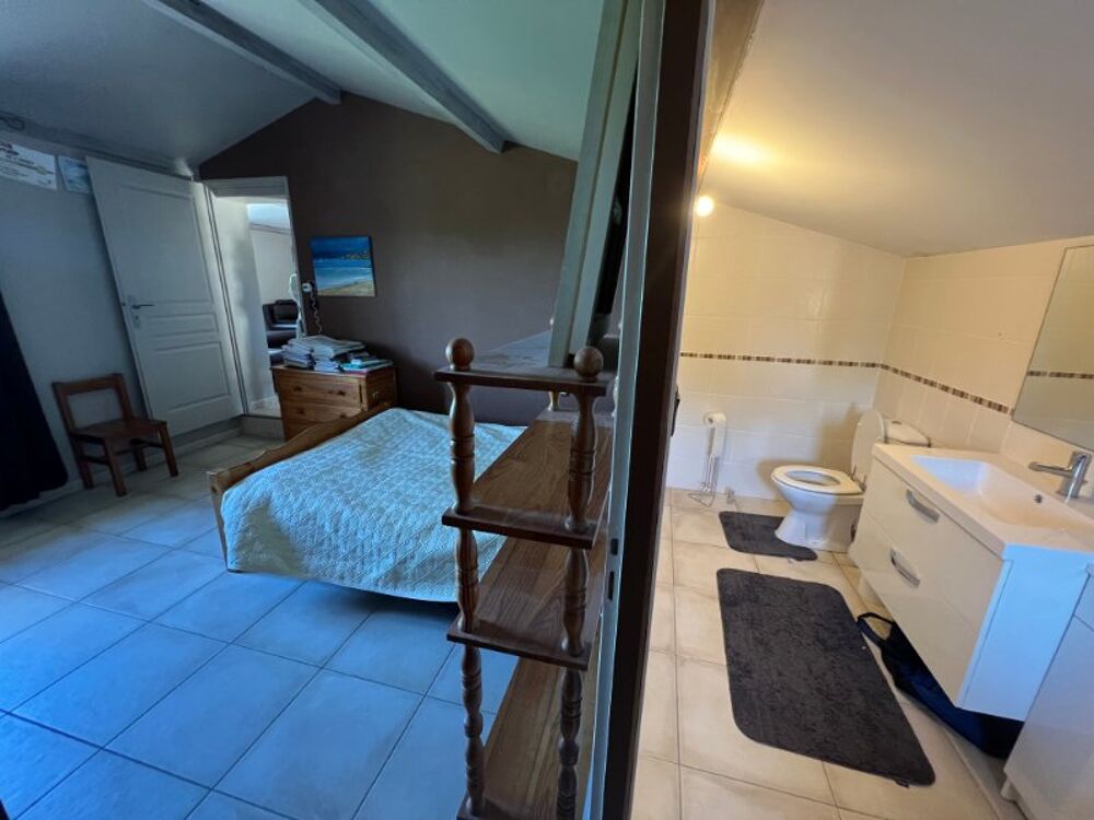 � vendre  Maison Ar�ais (79210)