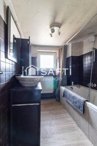  Maison � vendre 10 pi�ces 216 m�