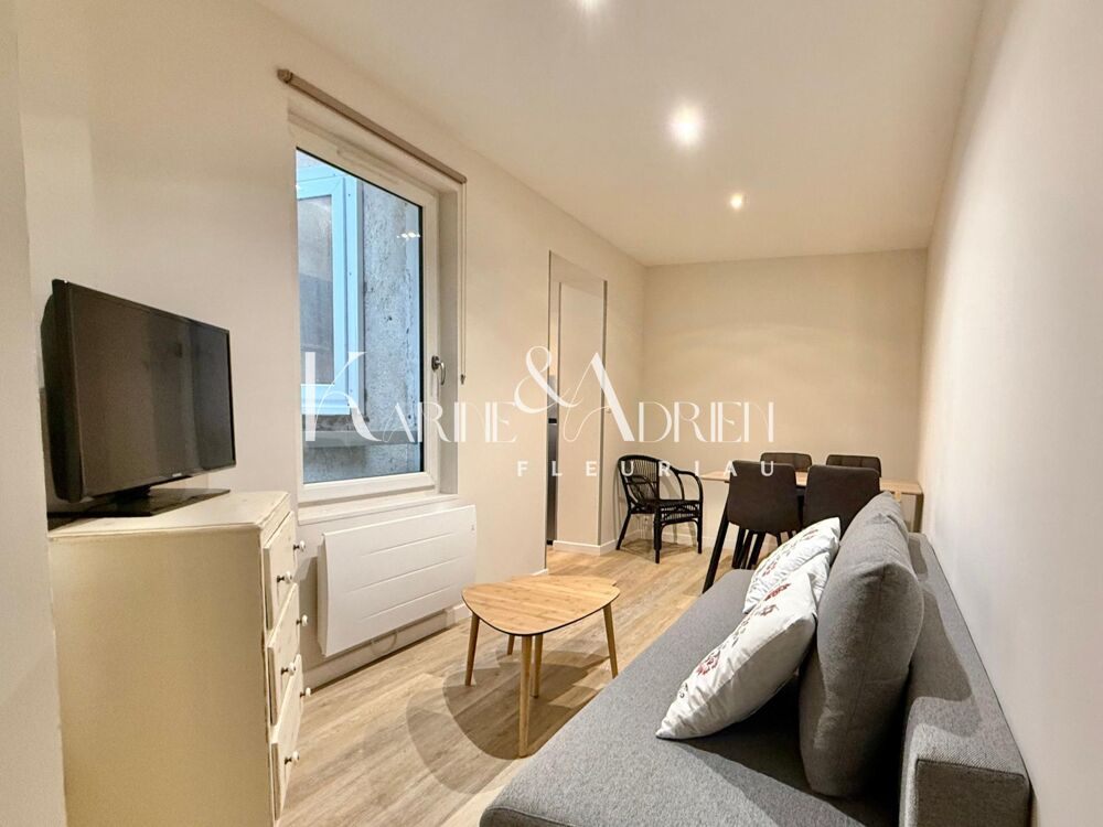 Location Appartement Appartement T2 hors copropriété dans le cœur de ville Fontenay-le-comte
