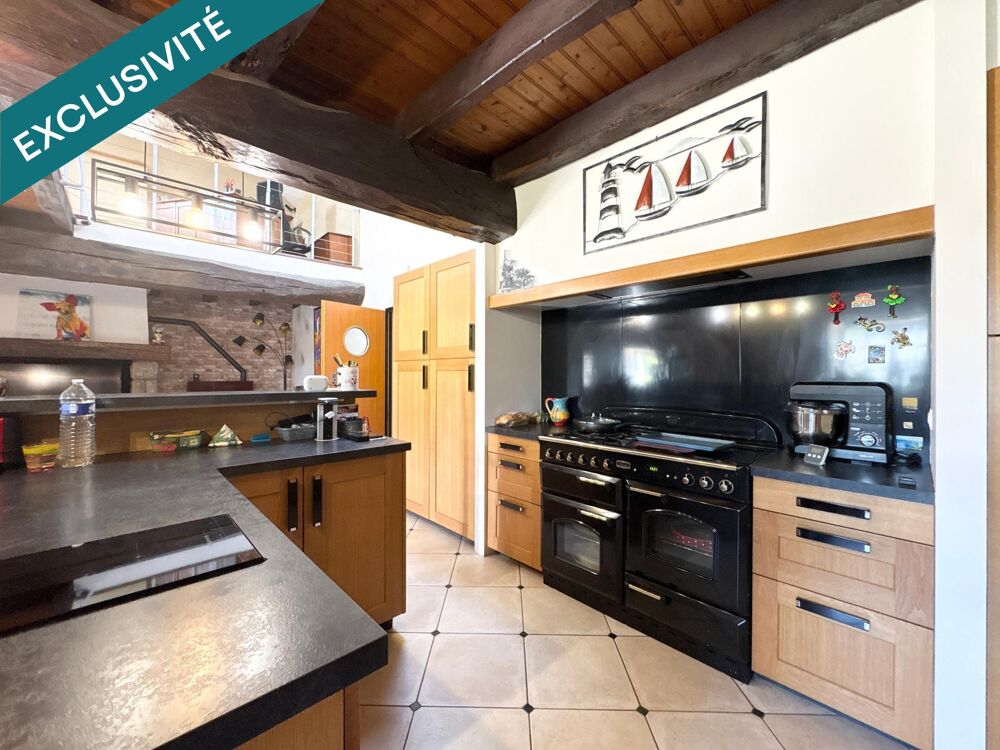 Grande Longère familiale + terrain constructible