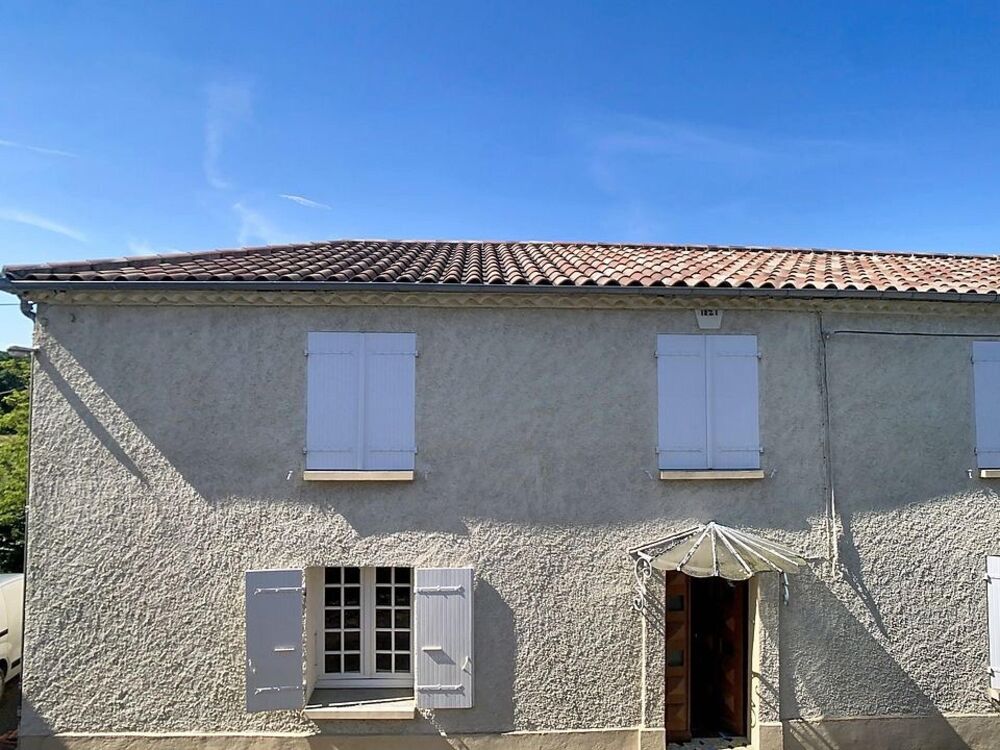 Maison ancienne toiture récente et grand hangar / atelier