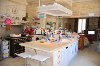  Maison à vendre 11 pièces 640 m²