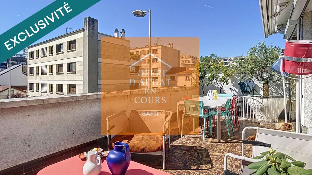Duplex dexception avec terrasses à Alfortville