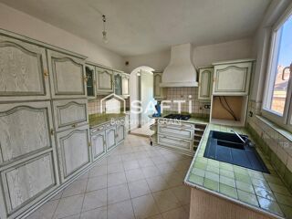  Immeuble  vendre 273 m