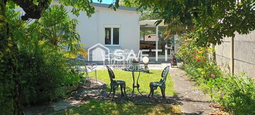 Maison 5 pièces 159 m² · à Saintes · 159 m² · 209 900 €