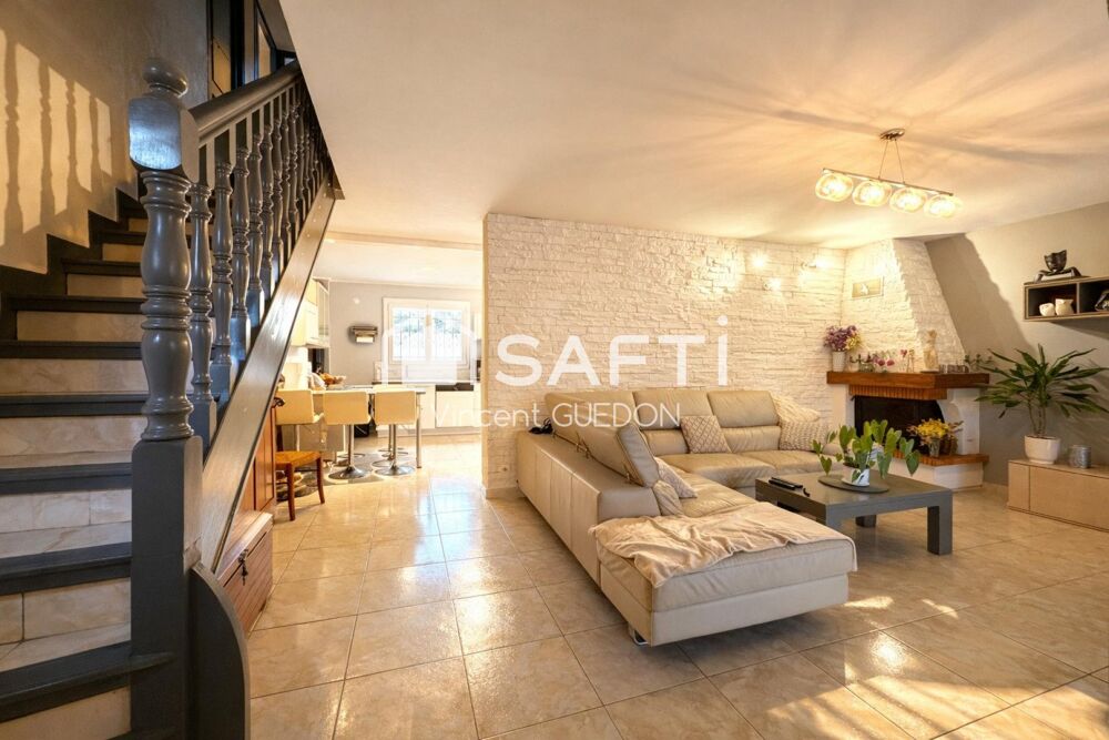Maison familiale 4 chambres avec piscine