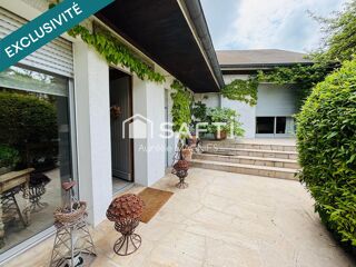  Maison à vendre 7 pièces 244 m²
