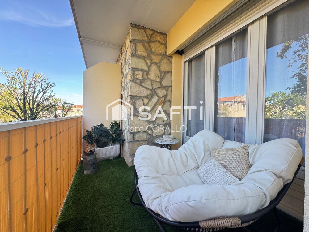 APPARTEMENT RÉNOVÉ AVEC DOUBLES EXTÉRIEURS