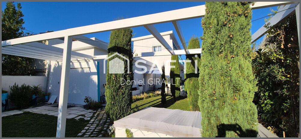 Vente Maison Entre le bleu de l'océan, voiles d'ombrage et élégance à Royan Royan