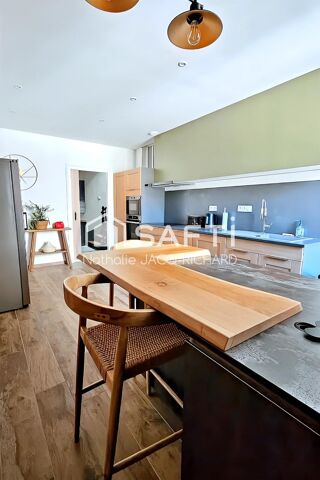  Immeuble � vendre 520 m�