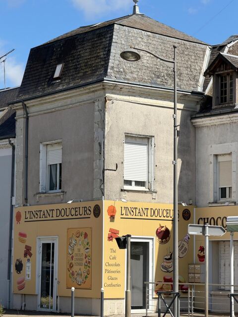 Sp&eacute;cial INVESTISSEUR dans le centre de Dange Saint Romain 100000 86220 Dange-saint-romain