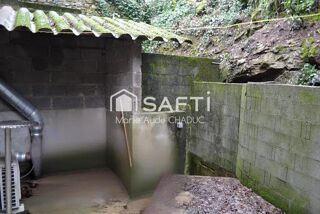  Immeuble � vendre 105 m�