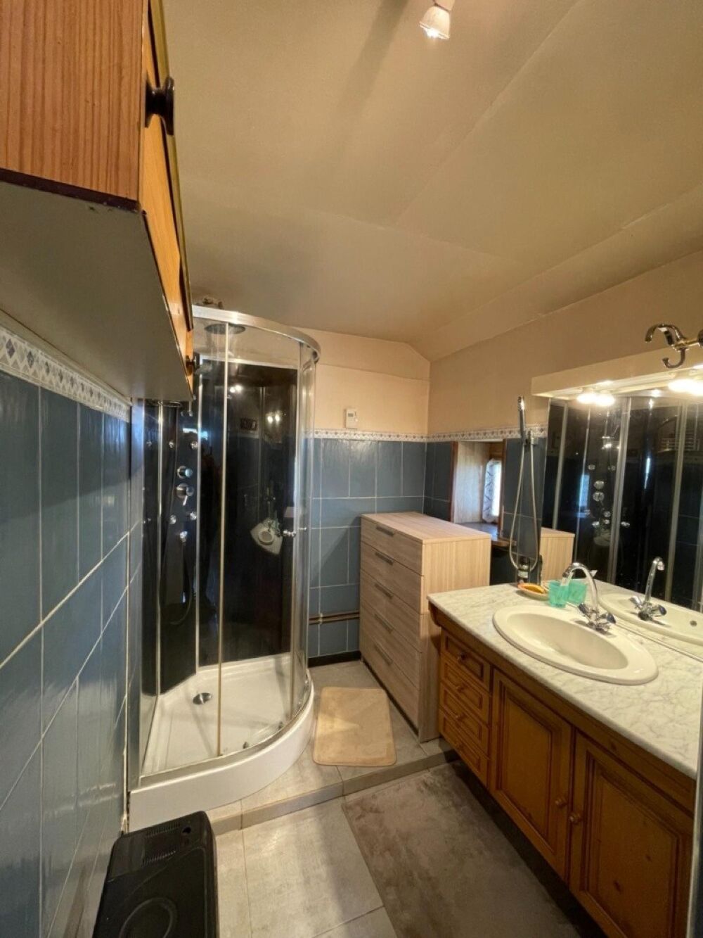 Vente Maison Au cœur de l'Allier, à Murat, venez découvrir cette maison de campagne pleine de potentiel ! Murat
