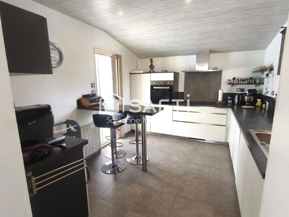 Maison familiale proche frontière suisse