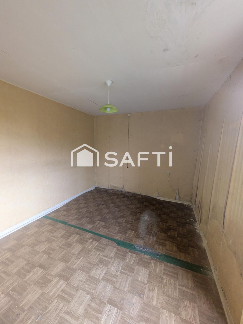 Safti-Benjamin Marcouiller vous propose : Maison 3 pièces.
