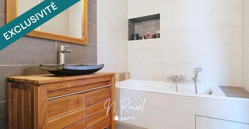 Vente Maison Maison 150m2, 5 chambres, 3 salles d'eau, terrain 383m2 Colomby-anguerny