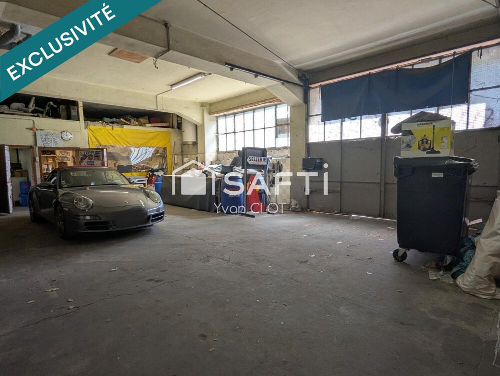   Local commercial de 245 m² avec 2 parkings - 120m² de plain-pied + 120m² en sous-sol 