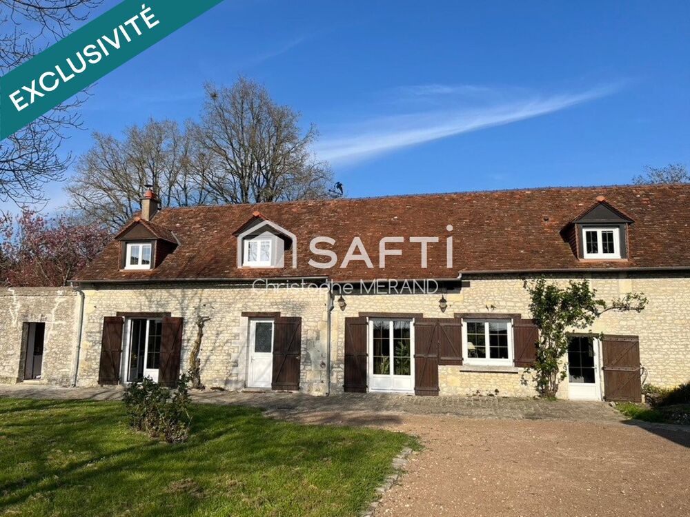 Grande maison à la campagne sur 23 800 m 2