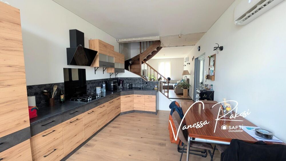 MAISON DE VILLE 105 M² 3 CHAMBRES GARAGE JARDIN ET DEPENDANCE