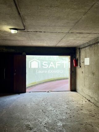  Parking / Garage � vendre 12 m�