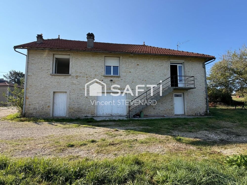 Vente Maison Maison avec sous-sol, dépendances et grand terrain à Luxé Luxe