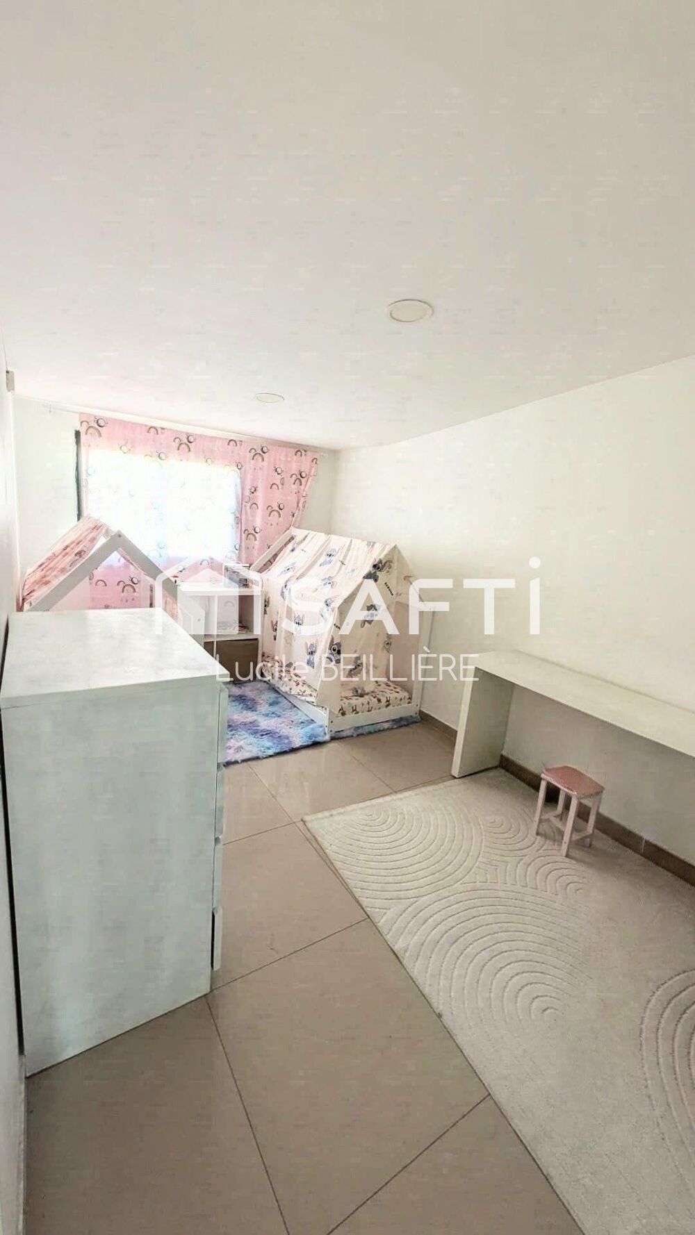 Vente Appartement A CLICHY SOUS BOIS 93390 duplex de 103 m2 4 pièces Clichy-sous-bois