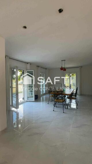  Maison  vendre 6 pices 228 m