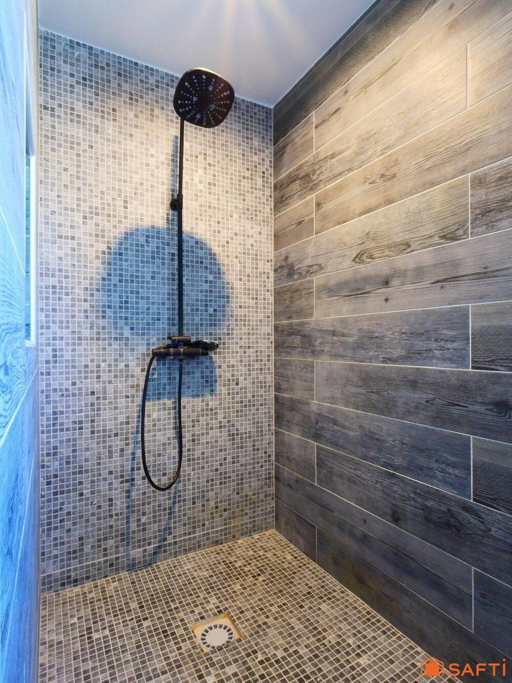 � vendre  Maison Pernes-les-Fontaines (84210)