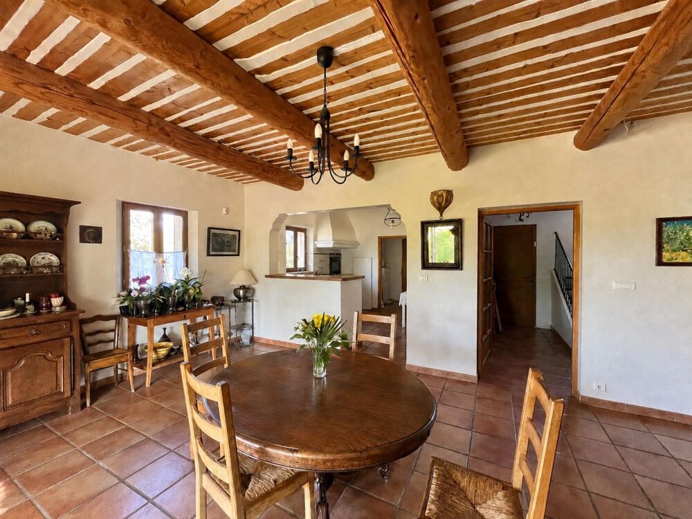 Vente Maison Propriété d'exception avec deux maisons – Terrain arboré d'1 hectare avec piscine Cabrieres-d'avignon