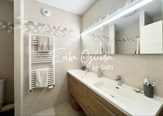  Appartement � vendre 4 pi�ces 82 m�