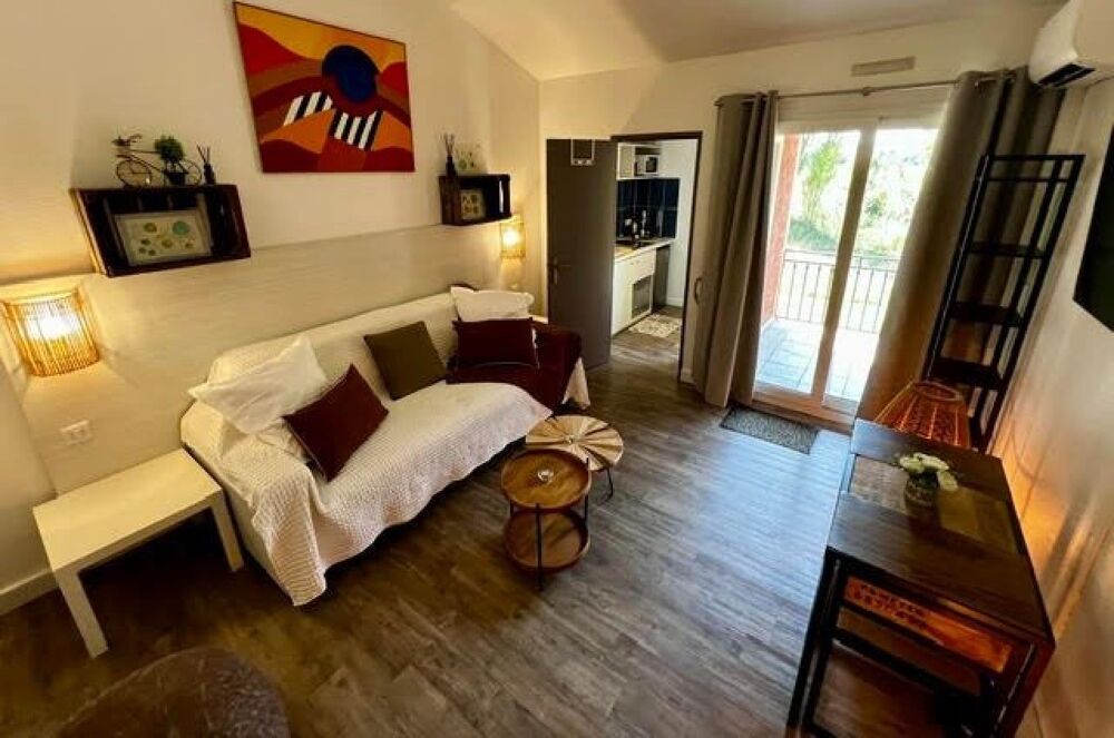Vente Appartement Studio en Camargue, dix minutes du centre de Arles Arles