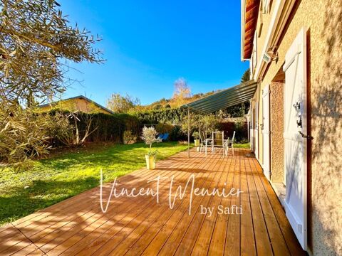   Maison 6 Chambres / Terrain 575 m2 Maison - 7 pi�ce(s) - 140 m�