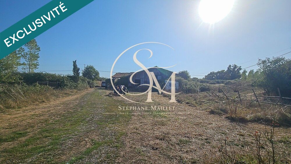 Maison avec grange sur 10 300 m² de terrain