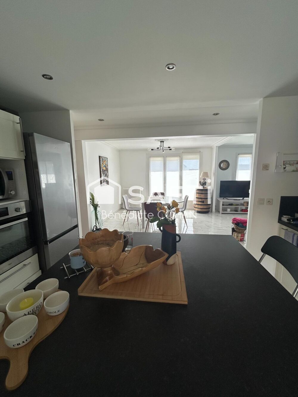 Pavillon refait à neuf, 94 m2, 3 chambres, possibilité d'une quatrième